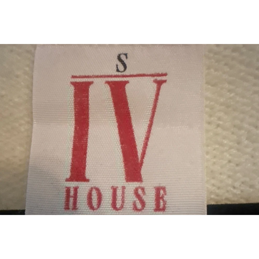 IV HOUSE Cream Embroidered Crew Neck Sweater S